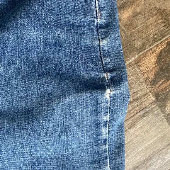 Lee Classic Fit Straight Leg Woman’s Jeans - Picture 4 of 16